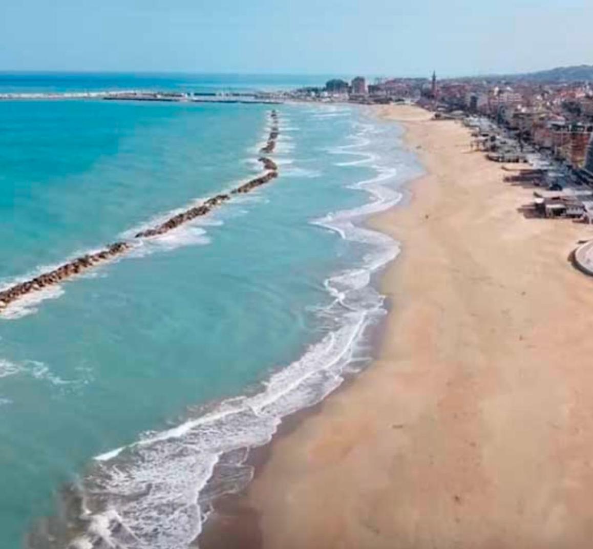La Voce Del Mare 3 Apartment Civitanova Marche Exterior photo